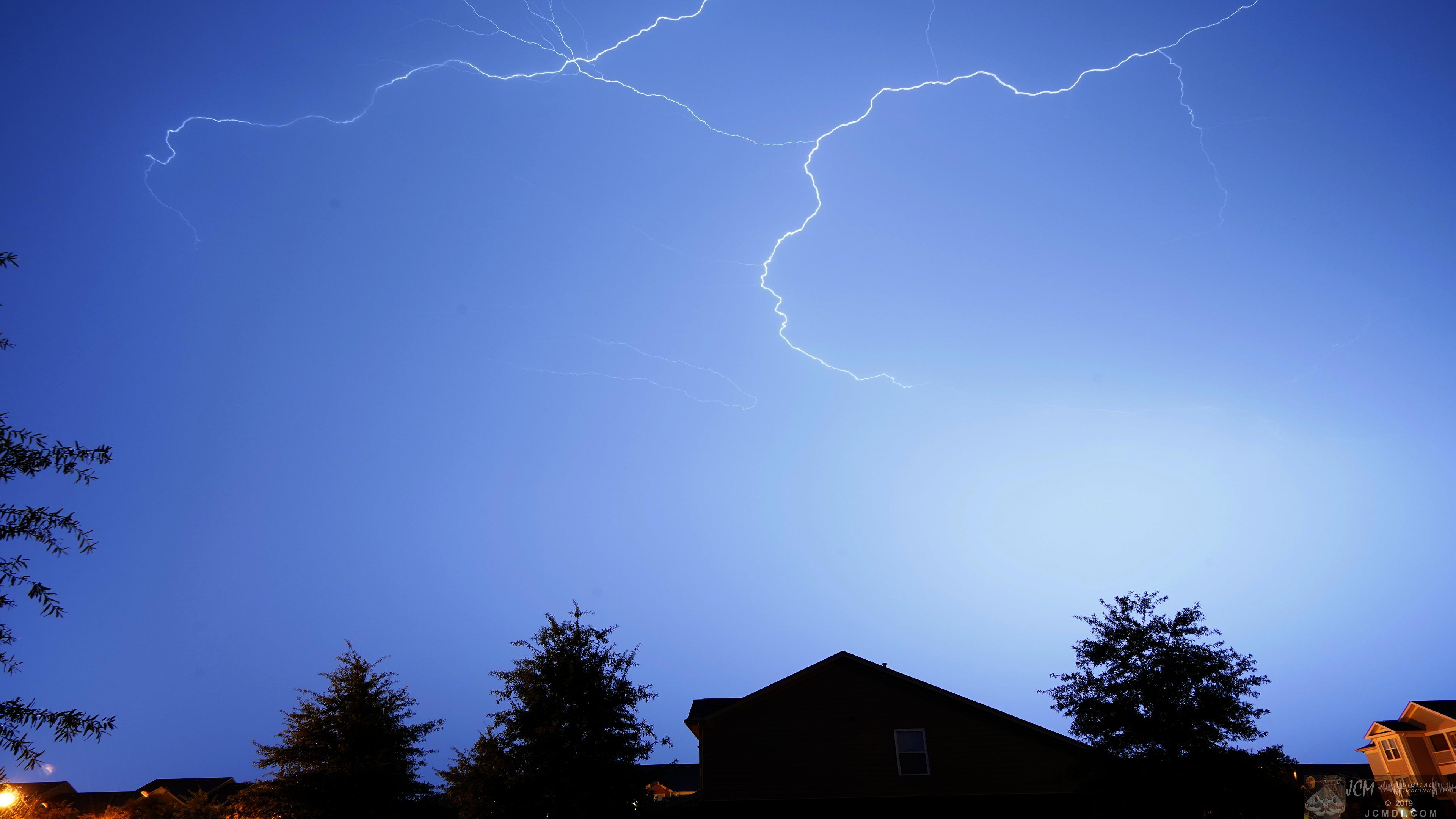 Severe thunderstorm lightning bolt lights up the sky in Tennessee
